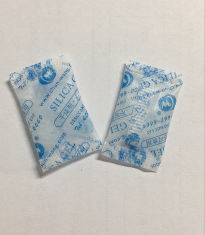 식품 등급 0.5 G 실리카 젤 재고 있음